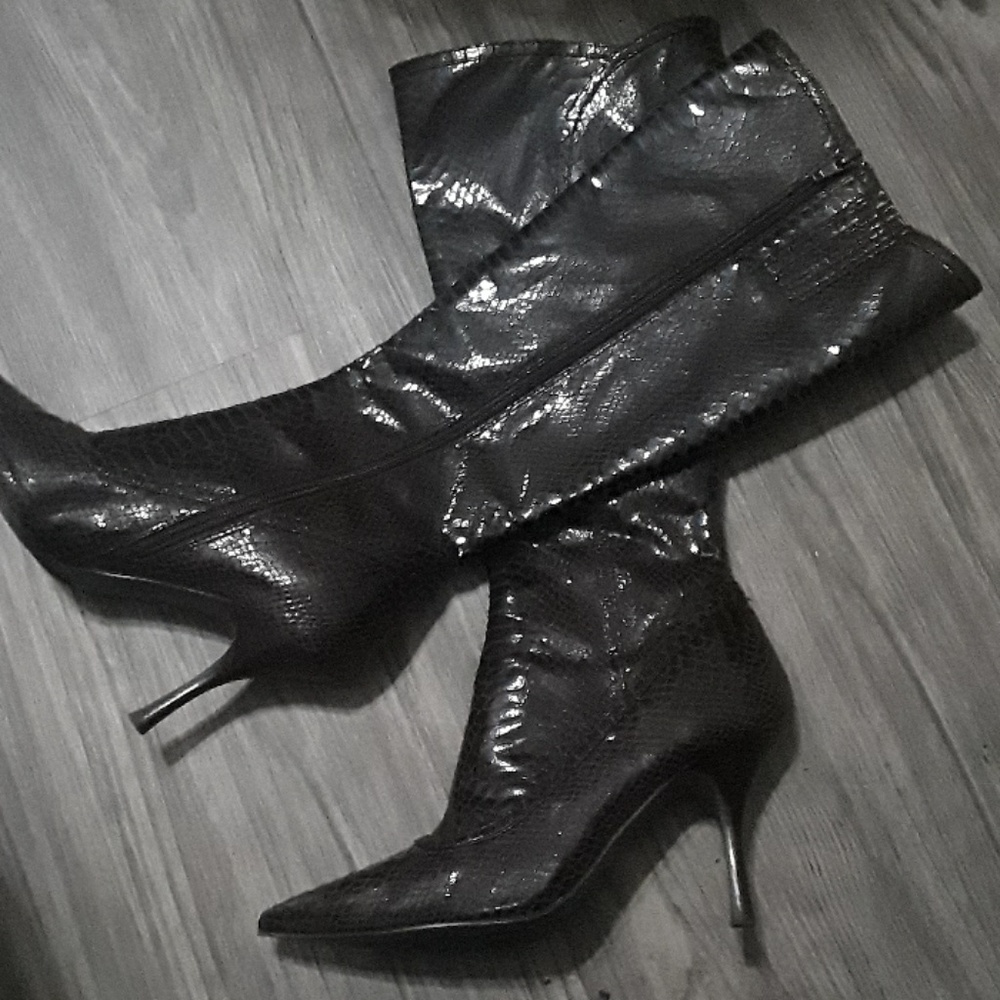Brown boots